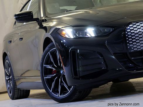 New 2026 BMW i4 xDrive40i w/ M Sport Package AWD/4WD image 4