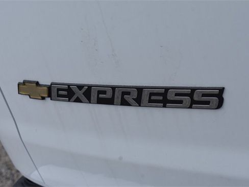 New 2025 Chevrolet Express 2500 Work Van w/ Driver Convenience Package image 15