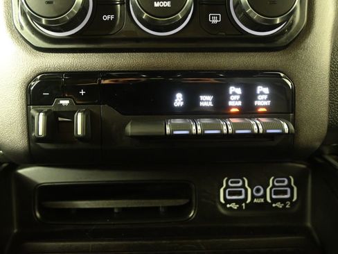 Used 2021 RAM 1500 Big Horn image 31