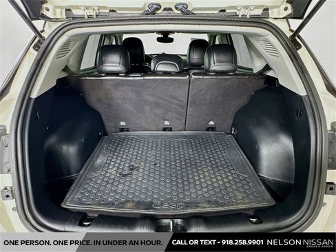 Used 2018 Jeep Compass Latitude w/ Popular Equipment Group image 23