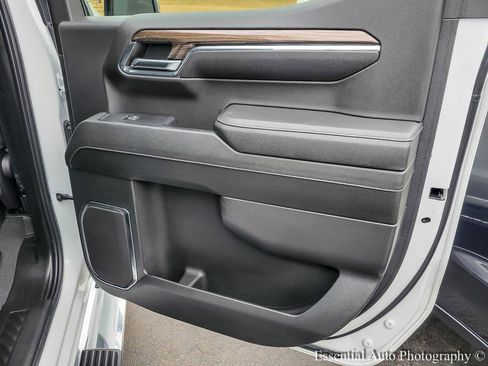 Certified 2024 Chevrolet Silverado 1500 LT image 30