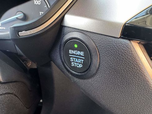 Used 2022 Ford Escape SEL image 23