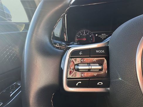 Used 2022 Kia Sorento SX image 17