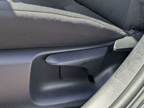 Used 2025 Toyota Corolla LE FWD image 19