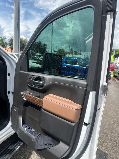 Used 2022 Chevrolet Silverado 3500 High Country AWD/4WD image 8