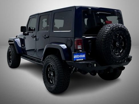 Used 2013 Jeep Wrangler Unlimited Sahara w/ Connectivity Group AWD/4WD image 7