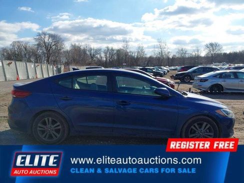 Used 2017 Hyundai Elantra SE image 25