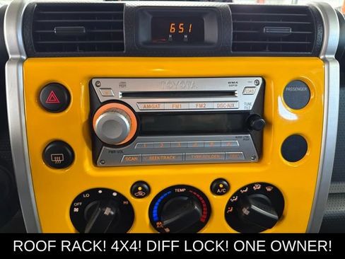 Used 2007 Toyota FJ Cruiser 4WD w/ Upgrade Pkg 2 image 21