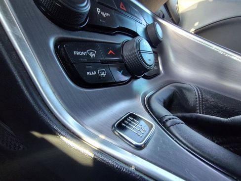 Used 2015 Dodge Challenger R/T w/ Quick Order Package 22B R/T RWD image 25