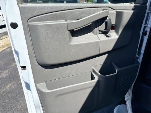 Certified 2024 GMC Savana 2500 w/ Driver Convenience Package RWD image 20