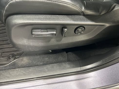 Used 2022 Honda CR-V EX-L image 11