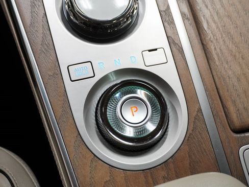 Used 2024 Genesis GV80 3.5T w/ Advanced Package image 33