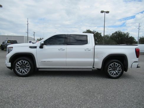 Used 2024 GMC Sierra 1500 Denali Ultimate AWD/4WD image 4
