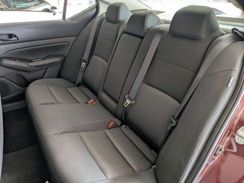 Used 2025 Nissan Altima 2.5 SV FWD image 24
