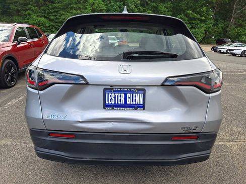 Used 2023 Honda HR-V LX image 5