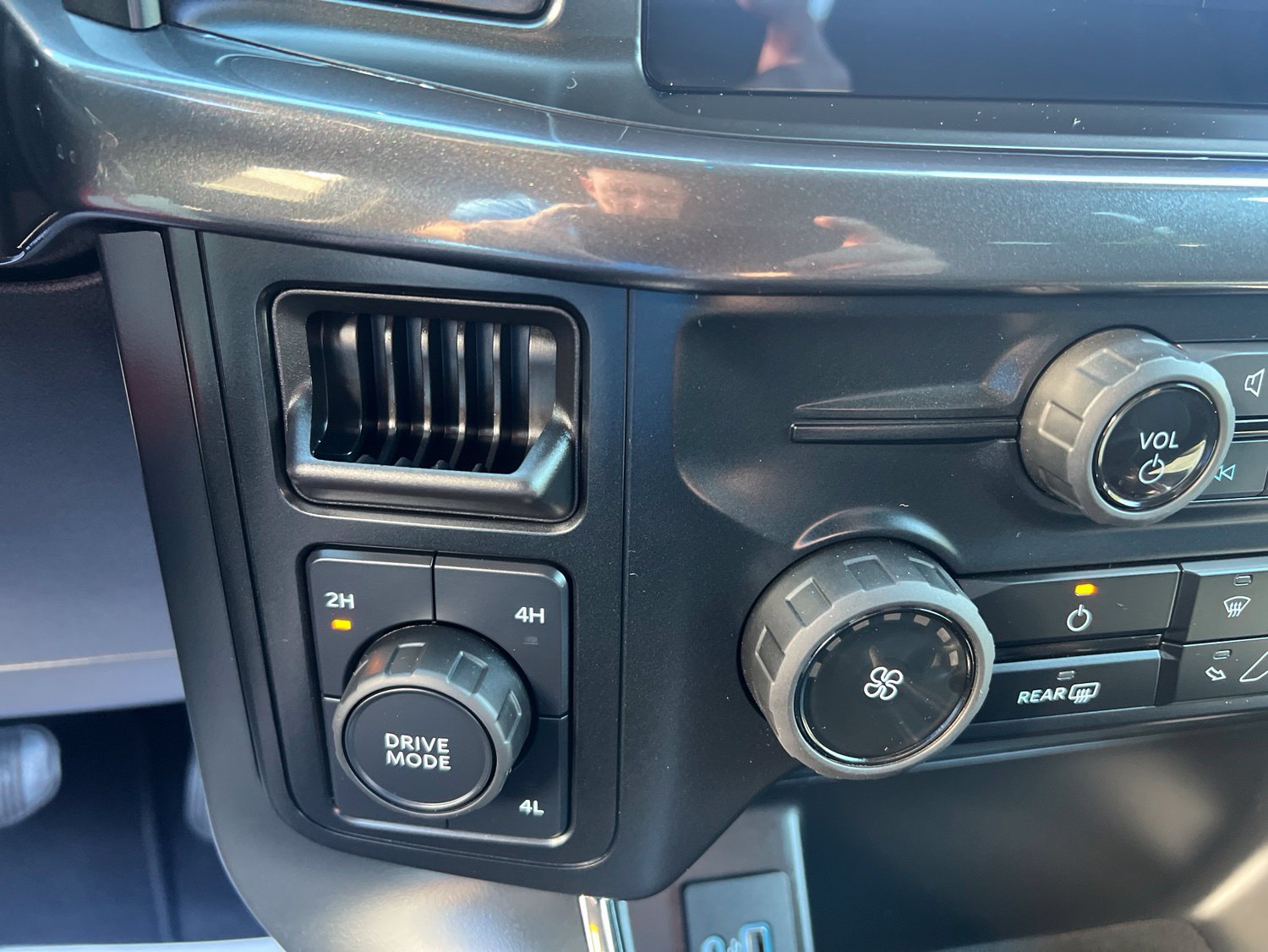 Used 2024 Ford F150 STX AWD/4WD image 25