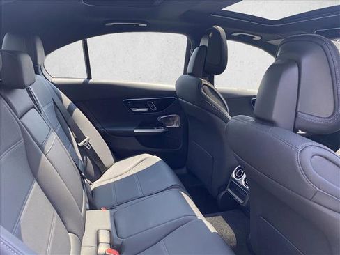 Used 2024 Mercedes-Benz C 300 Sedan image 23