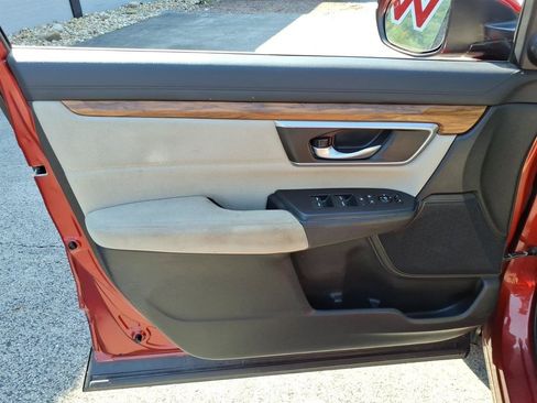 Used 2019 Honda CR-V EX image 12