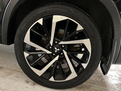 Used 2022 Mitsubishi Outlander ES image 27