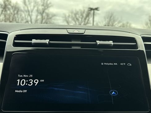 Used 2024 Hyundai Tucson Blue image 17