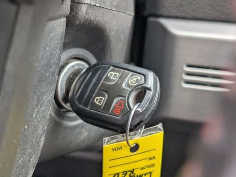 Used 2013 Ford F150 Limited image 22