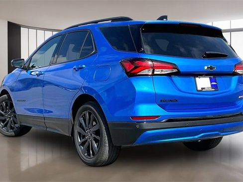 Used 2024 Chevrolet Equinox RS image 4