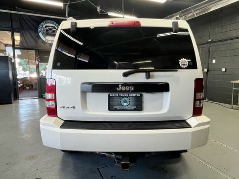 Used 2010 Jeep Liberty Sport w/ Popular Equipment Group AWD/4WD image 6