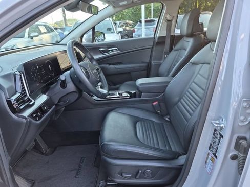 Used 2025 Kia Sportage SX AWD/4WD image 12