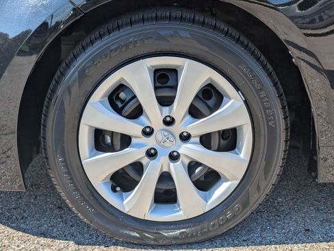 Certified 2024 Toyota Corolla LE FWD image 32