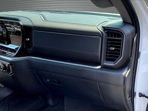 Used 2026 Chevrolet Silverado 1500 RST w/ RST Select Package AWD/4WD image 18