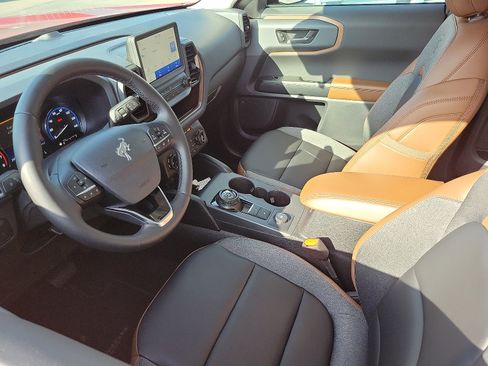 Used 2024 Ford Bronco Sport Outer Banks AWD/4WD image 4