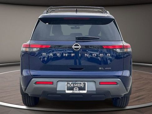New 2026 Nissan Pathfinder SL image 4