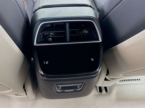 Used 2024 Lucid Air Pure RWD image 15