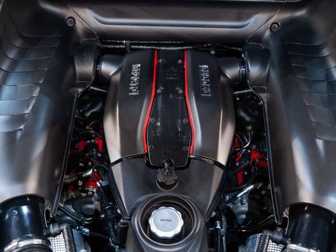 Certified 2019 Ferrari 488 Pista Coupe RWD image 20