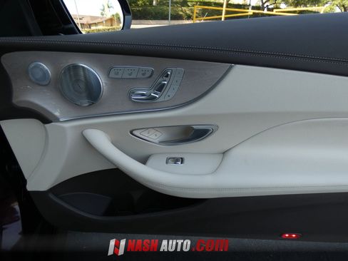 Used 2019 Mercedes-Benz E 450 4MATIC Cabriolet image 34