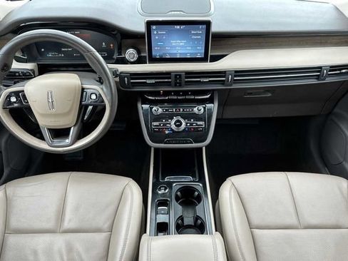 Used 2022 Lincoln Corsair Reserve w/ Equipment Group 201A image 5