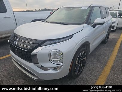 Used 2024 Mitsubishi Outlander SE