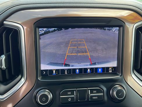 Used 2020 Chevrolet Silverado 3500 High Country w/ Z71 Off-Road Package AWD/4WD image 27