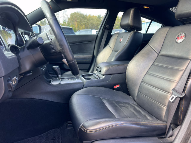 Used 2014 Dodge Charger R/T RWD image 4
