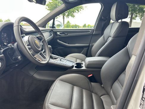 Used 2021 Porsche Macan GTS AWD/4WD image 24
