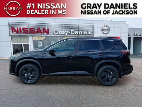 New 2026 Nissan Rogue SV FWD image 4