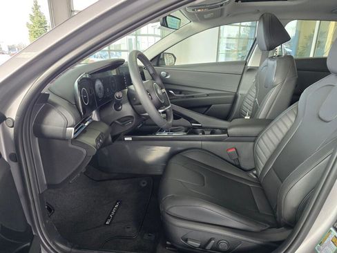 New 2026 Hyundai Elantra Limited FWD image 19