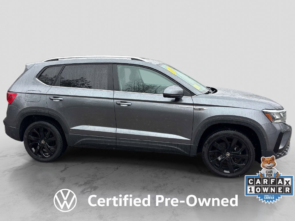 Used 2022 Volkswagen Taos SE FWD image 6