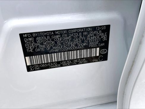 Used 2024 Lexus IS 500 image 32