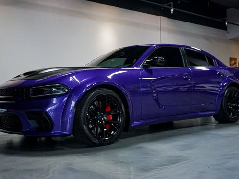 Used 2023 Dodge Charger SRT Hellcat w/ Harman/Kardon Audio Group RWD image 3