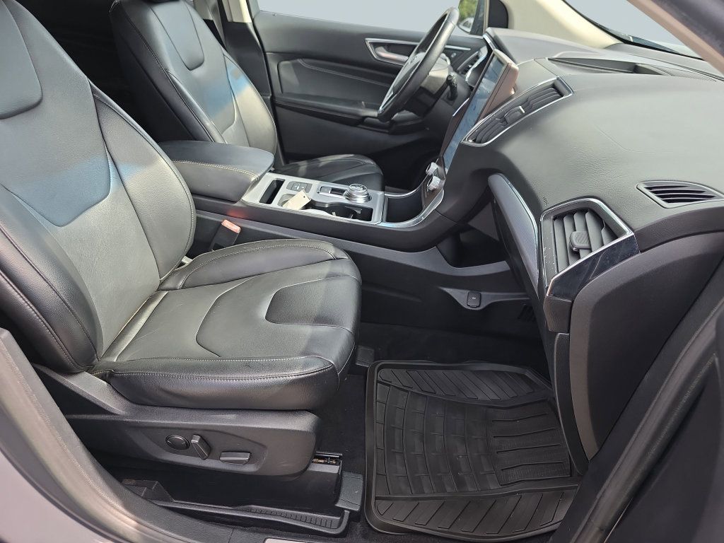Used 2021 Ford Edge Titanium AWD/4WD image 33