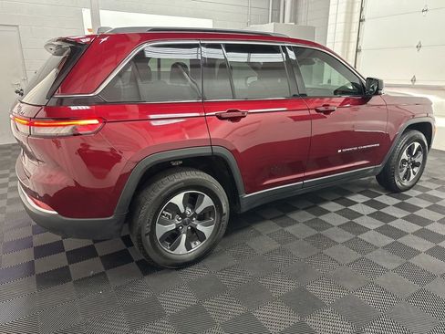 Used 2024 Jeep Grand Cherokee Limited 4xe image 11