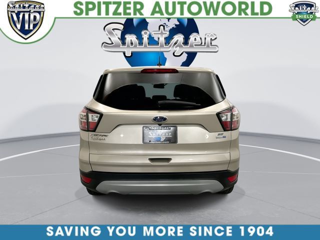 Used 2017 Ford Escape SE w/ SE Cold Weather Package AWD/4WD image 9