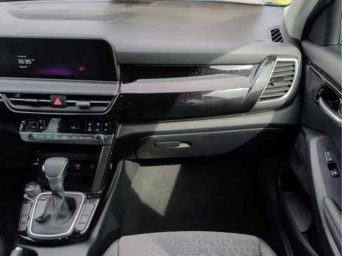 New 2026 Kia Seltos S image 18