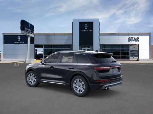 New 2026 Lincoln Corsair Premiere image 4